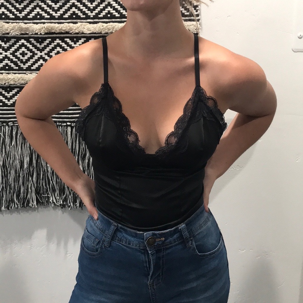 Soft lace black bodysuit